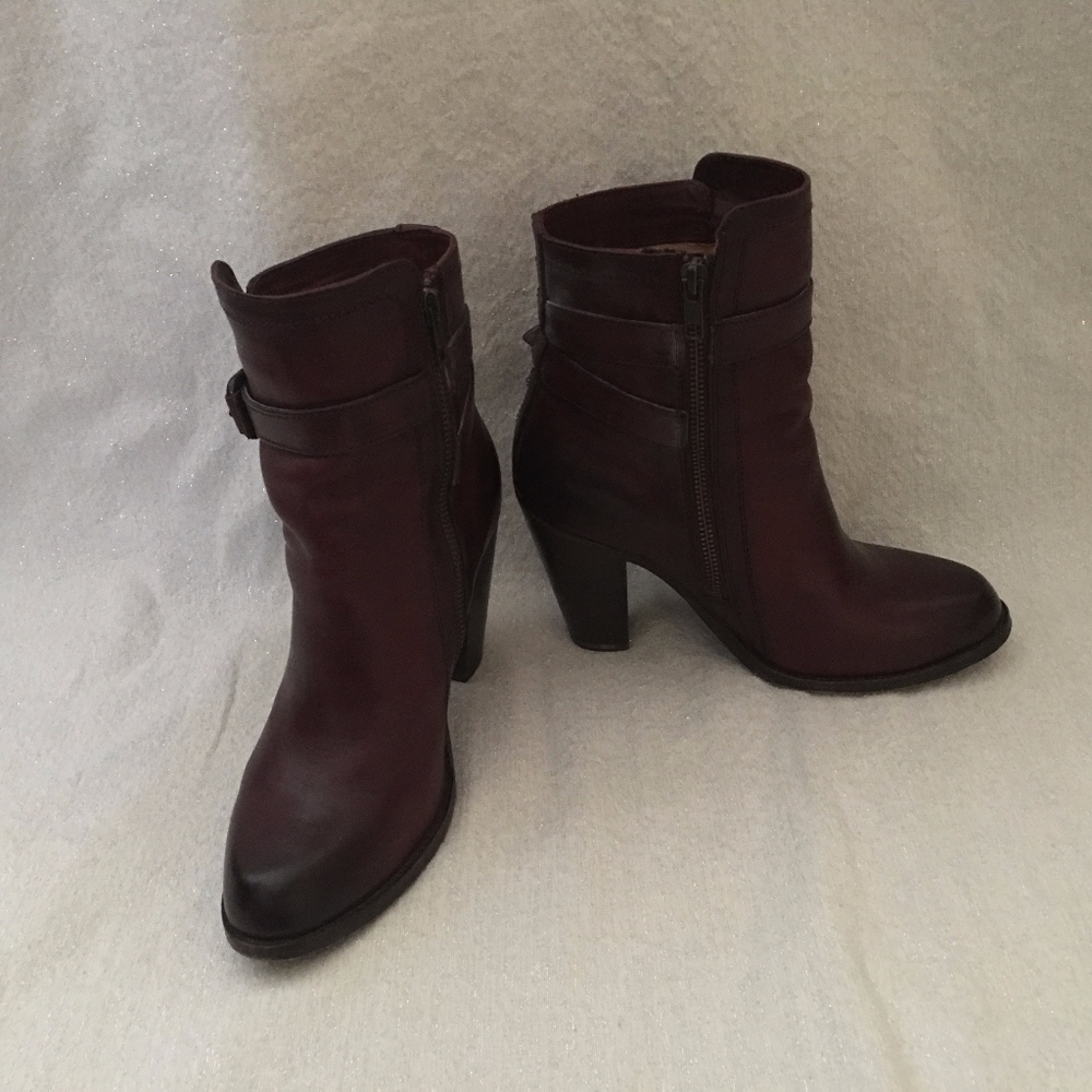Brown Frye Ankle Boots- 100% Leather